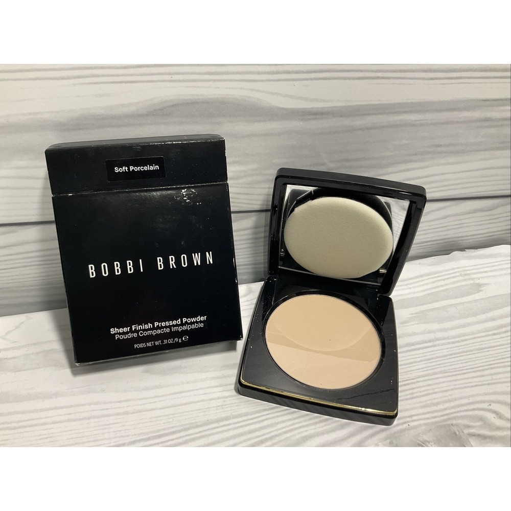 Bobbi Brown Sheer Finish Pressed Powder - SOFT PORCELAIN - 0.31 oz / 9 g - NIB